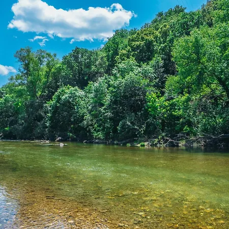 Apartmán En Ardeche, Calme Et Nature Au Rendez-vous