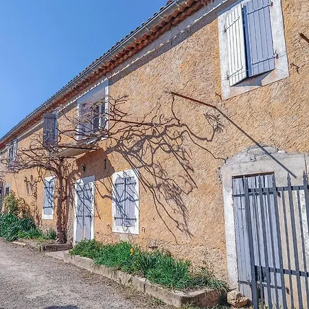 En Ardeche, Calme Et Nature Au Rendez-vous Saint-Montan