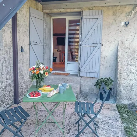 En Ardeche, Calme Et Nature Au Rendez-vous * Saint-Montan